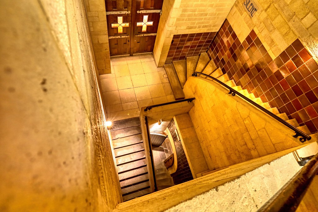HDR Abbaye notre dame d'orval orval abdij religie reliogion belgie belgique kerk eglise abdijtuin abdijbier klooster ardennen kerkfotografie trappistenbier rooms katholiek